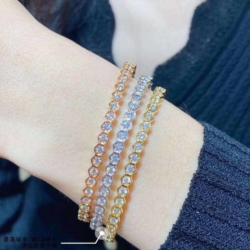 CHAUMET